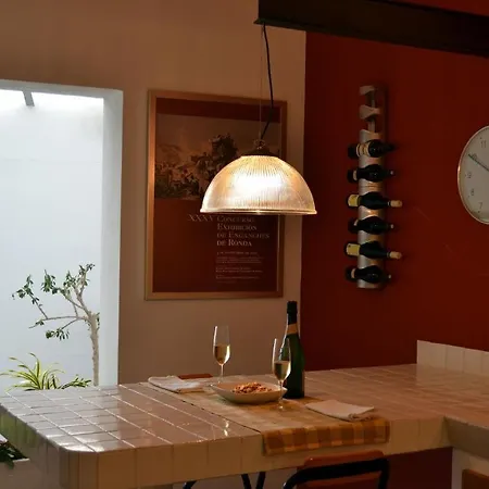Сasa de vacaciones La Roca - A Fusion Of Modern And Typical Andalucian Architecture