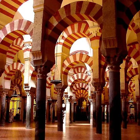 La Roca - A Fusion Of Modern And Typical Andalucian Architecture Montecorto