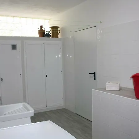 Сasa de vacaciones La Roca - A Fusion Of Modern And Typical Andalucian Architecture *